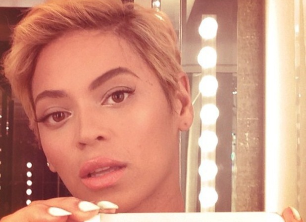 Beyonce with her new short hair (Instagram)
